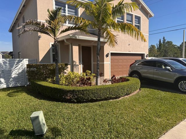 13201 SW 269th Ter, Homestead, FL 33032