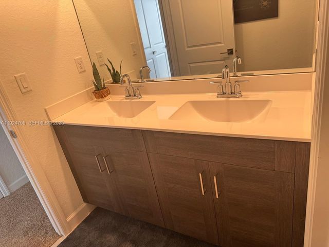 13201 SW 269th Ter, Homestead, FL 33032