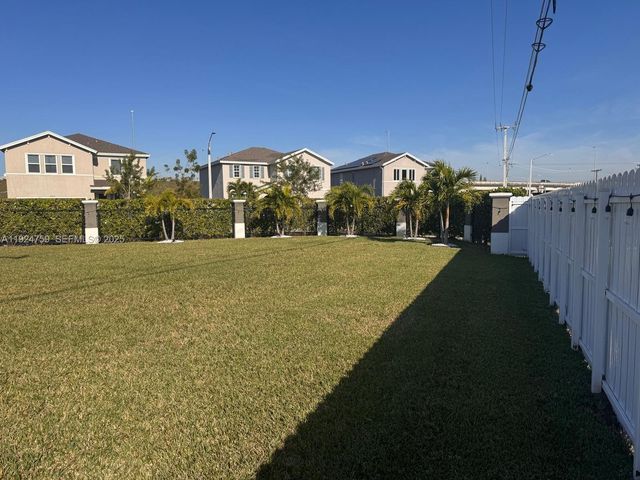 13201 SW 269th Ter, Homestead, FL 33032