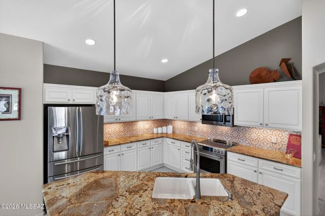 62724 E Flower Ridge Drive, Saddlebrooke, AZ 85739
