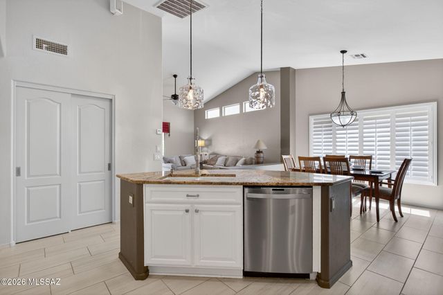 62724 E Flower Ridge Drive, Saddlebrooke, AZ 85739