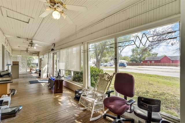 505 S Washington Street, Kaufman, TX 75142