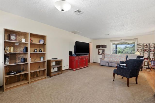 15132 SW 74th Street, Mustang, OK 73064
