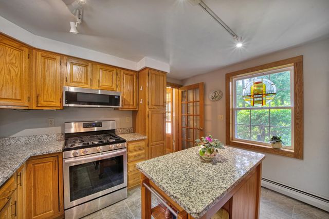 22 Pine Ridge Road, Sunapee, NH 03782