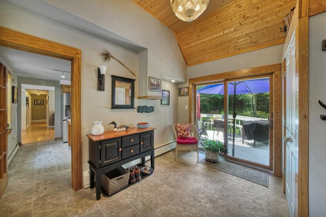 22 Pine Ridge Road, Sunapee, NH 03782