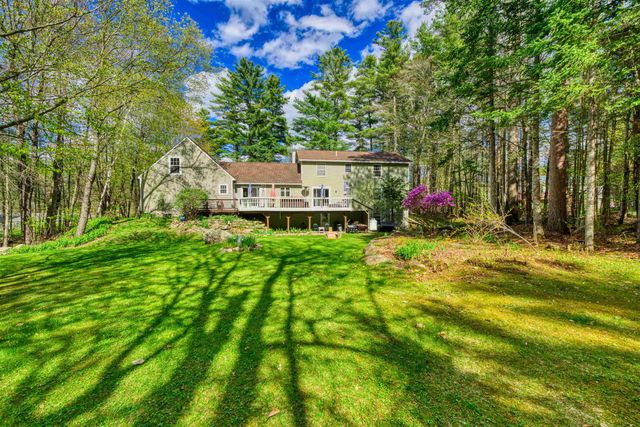 22 Pine Ridge Road, Sunapee, NH 03782