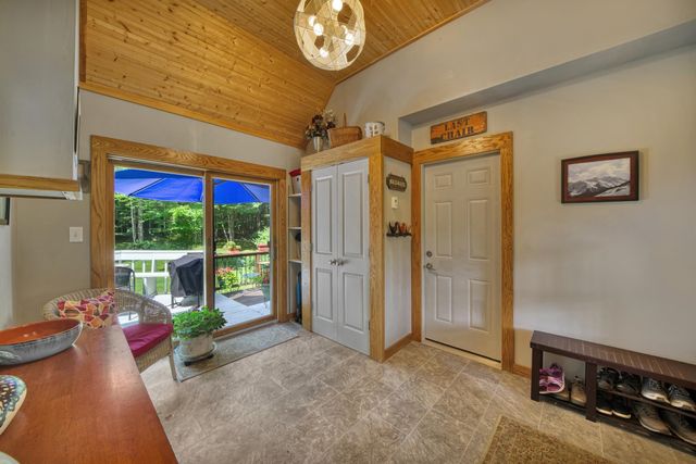 22 Pine Ridge Road, Sunapee, NH 03782