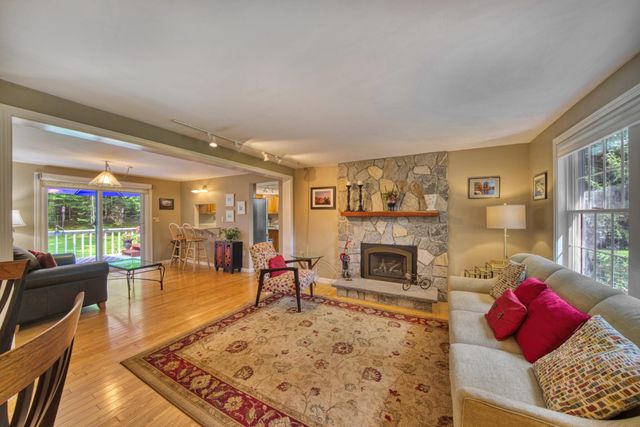 22 Pine Ridge Road, Sunapee, NH 03782