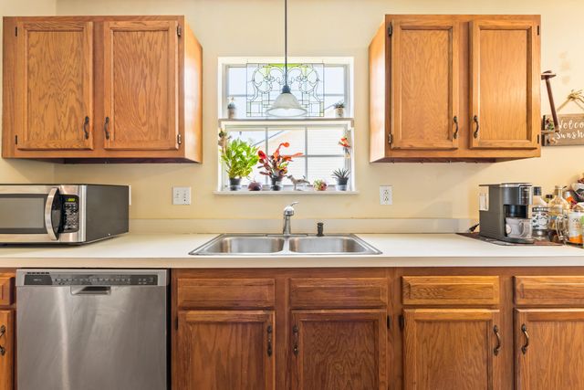 1147 Landsdowne Drive, Charleston, SC 29412