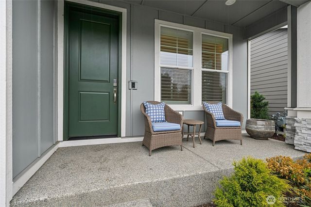 19110 Trilogy Parkway E, Bonney Lake, WA 98391