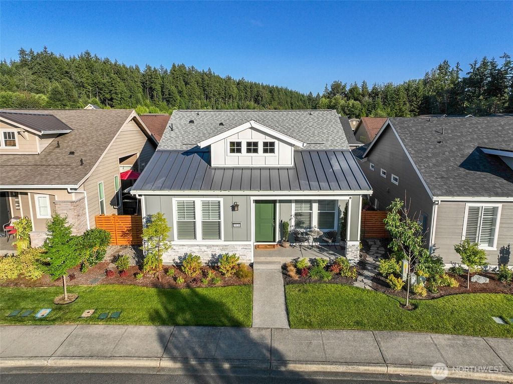 19110 Trilogy Parkway E, Bonney Lake, WA 98391