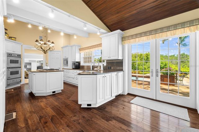 6305 BURNING TREE DRIVE, Seminole, FL 33777