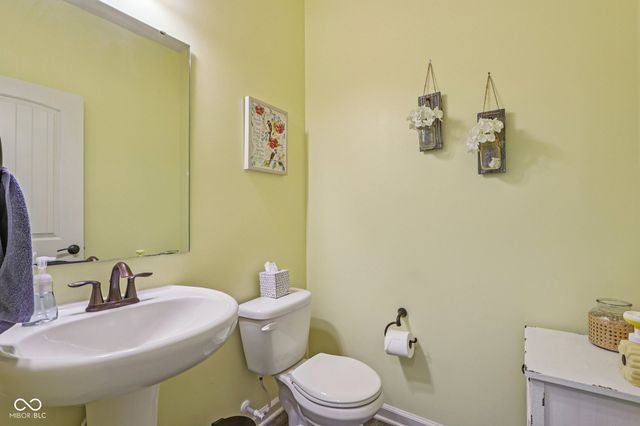 6657 Shooting Star Drive, Whitestown, IN 46075