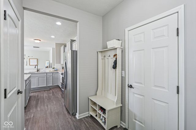 6657 Shooting Star Drive, Whitestown, IN 46075