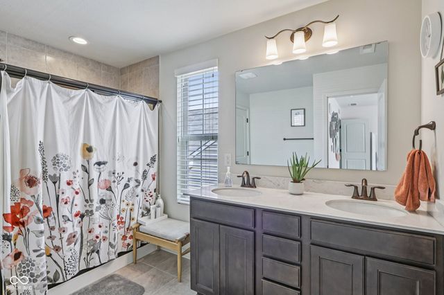 6657 Shooting Star Drive, Whitestown, IN 46075