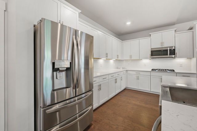 3421 Milford Dr, Thompsons Station, TN 37179