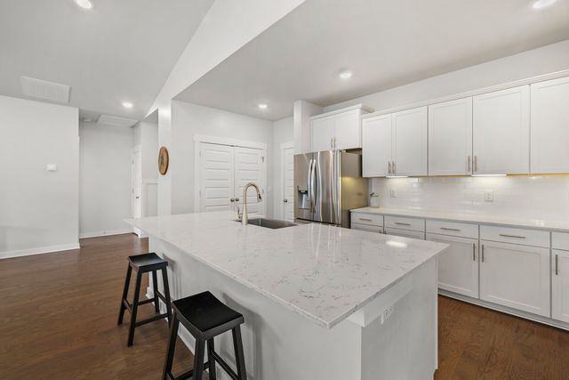 3421 Milford Dr, Thompsons Station, TN 37179