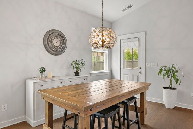 3421 Milford Dr, Thompsons Station, TN 37179