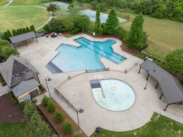 3421 Milford Dr, Thompsons Station, TN 37179