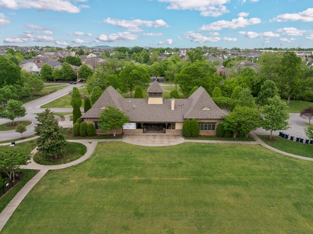 3421 Milford Dr, Thompsons Station, TN 37179