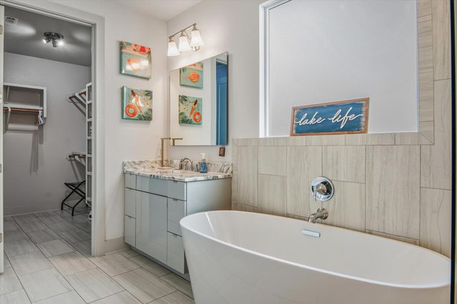 20501 Houston CV, Lago Vista, TX 78645