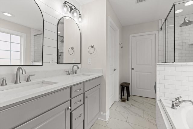 8934 Sunridge Drive, Ooltewah, TN 37363