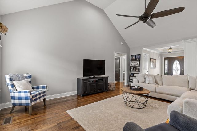 8934 Sunridge Drive, Ooltewah, TN 37363