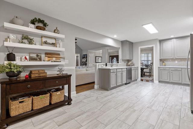 8934 Sunridge Drive, Ooltewah, TN 37363