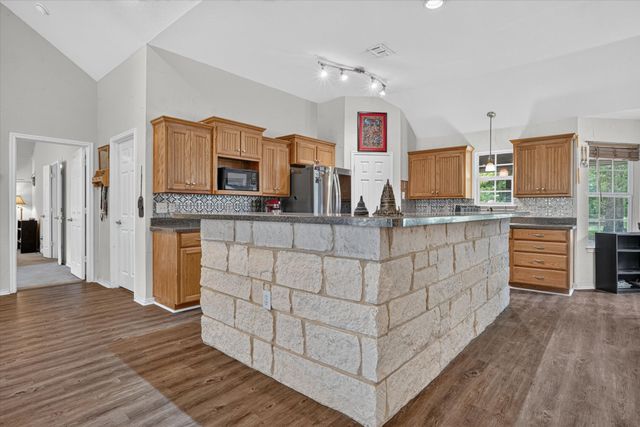 1654 Ranger Highway, Weatherford, TX 76088