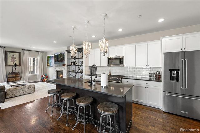 3878 Andover Avenue, Auburn Hills, MI 48326