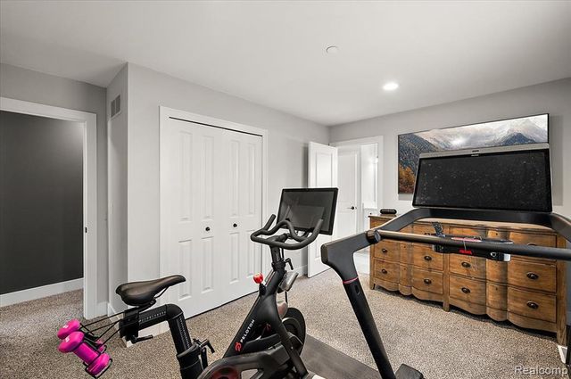 3878 Andover Avenue, Auburn Hills, MI 48326