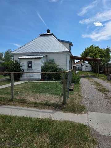 652 Kentucky, Dillon, MT 59725 property photo
