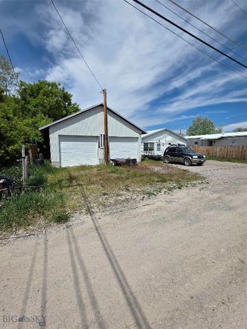 652 Kentucky, Dillon, MT 59725