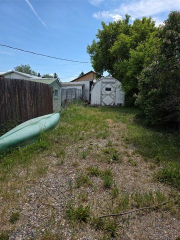 652 Kentucky, Dillon, MT 59725