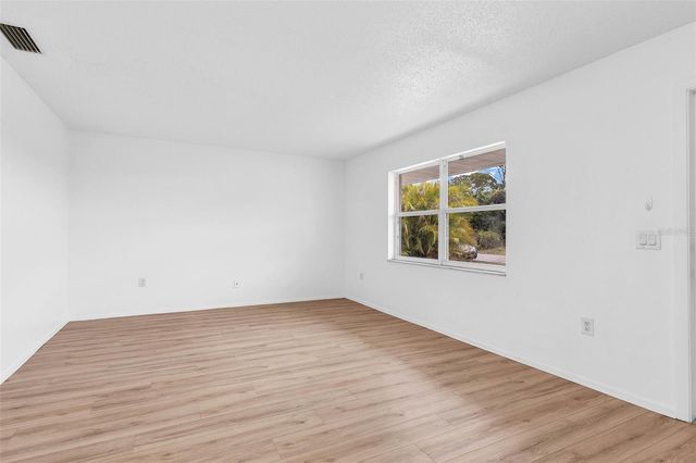 1140 VICTORIA AVENUE, Port Charlotte, FL 33948