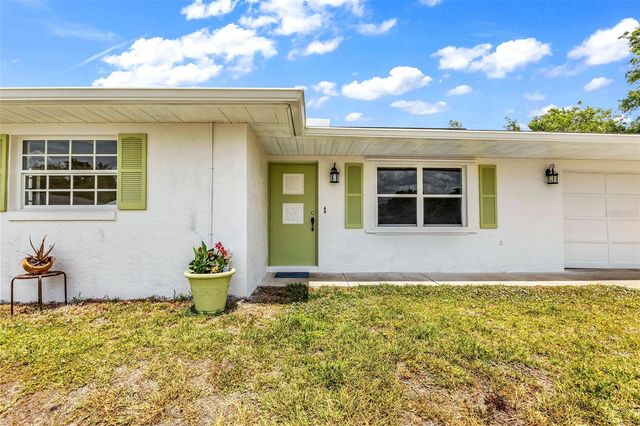 1140 VICTORIA AVENUE, Port Charlotte, FL 33948