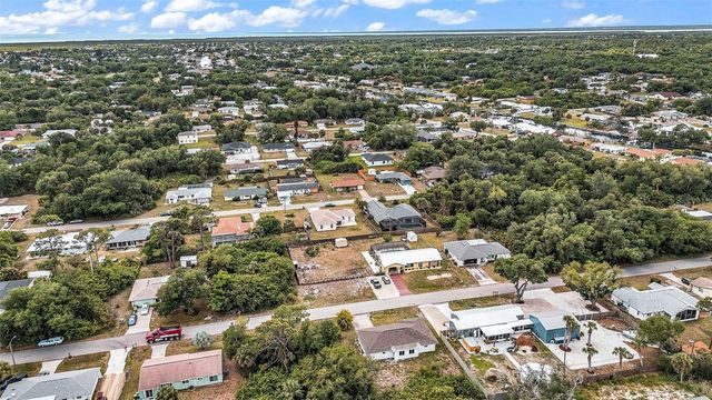 1140 VICTORIA AVENUE, Port Charlotte, FL 33948