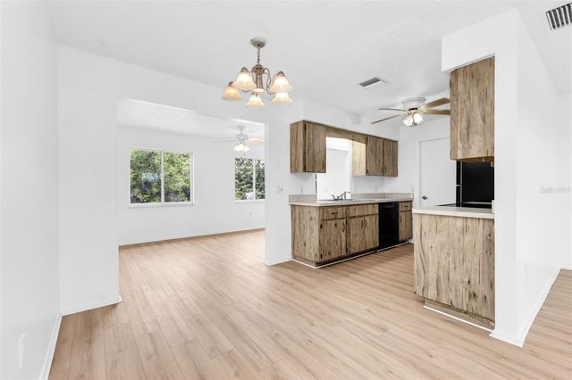 1140 VICTORIA AVENUE, Port Charlotte, FL 33948