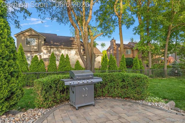 5768 Bellshire Lane, Independence Charter Township, MI 48346