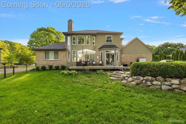 5768 Bellshire Lane, Independence Charter Township, MI 48346