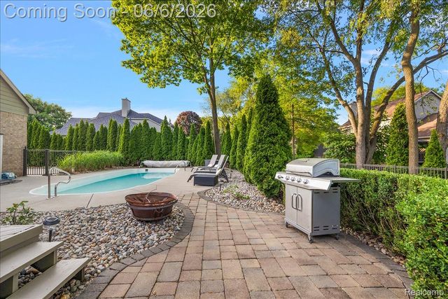 5768 Bellshire Lane, Independence Charter Township, MI 48346