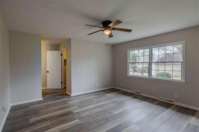 4 Coach SE Trail, Rome, GA 30161