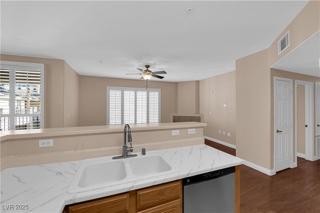 7139 South Durango Drive 314, Las Vegas, NV 89113