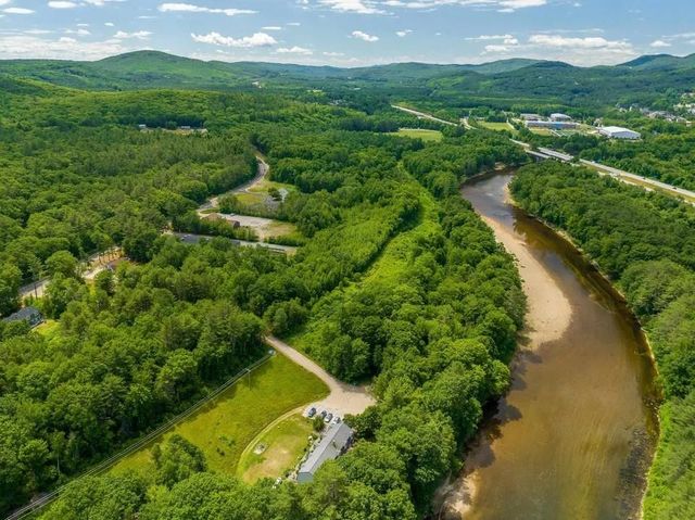 21 Pemi River Heights, Holderness, NH 03245