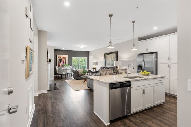 141 Saundersville Rd Apt 1405, Hendersonville, TN 37075