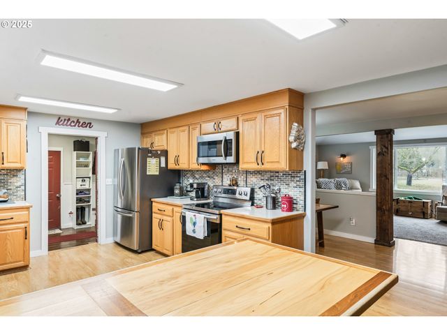 26676 BERG Dr, Monroe, OR 97456