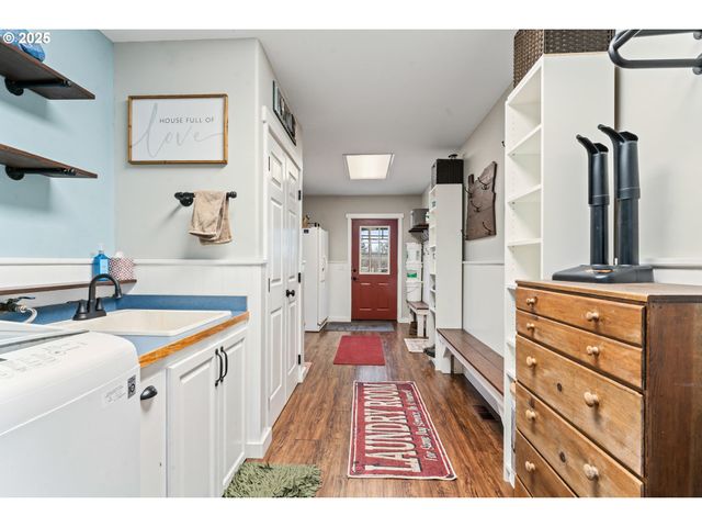 26676 BERG Dr, Monroe, OR 97456