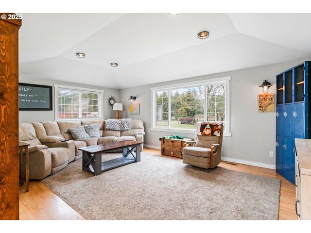 26676 BERG Dr, Monroe, OR 97456