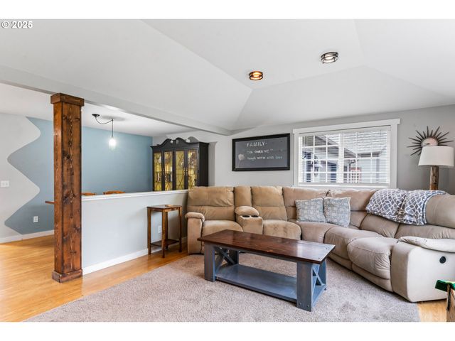 26676 BERG Dr, Monroe, OR 97456
