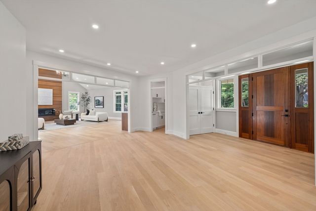 53 Crestview Rd, Belmont, MA 02478